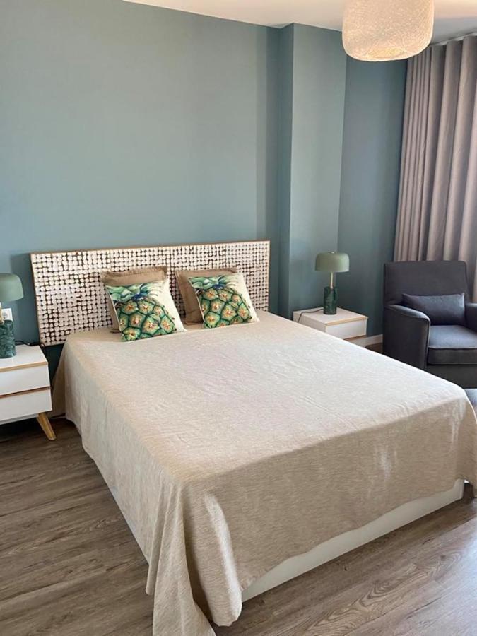 Ocean Cliffs Apartments ฟุงชาล ภายนอก รูปภาพ
